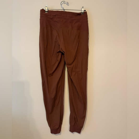 Lululemon Dance Studio Joggers in Roasted Brown - Picture 3 of 4